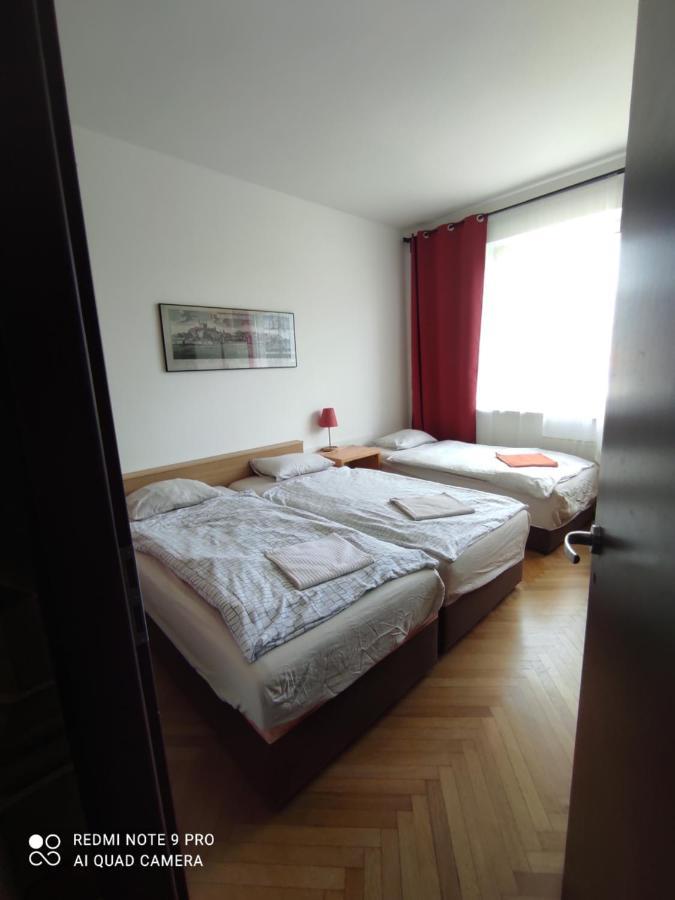 ברטיסלאבה Apartment Maximilian מראה חיצוני תמונה