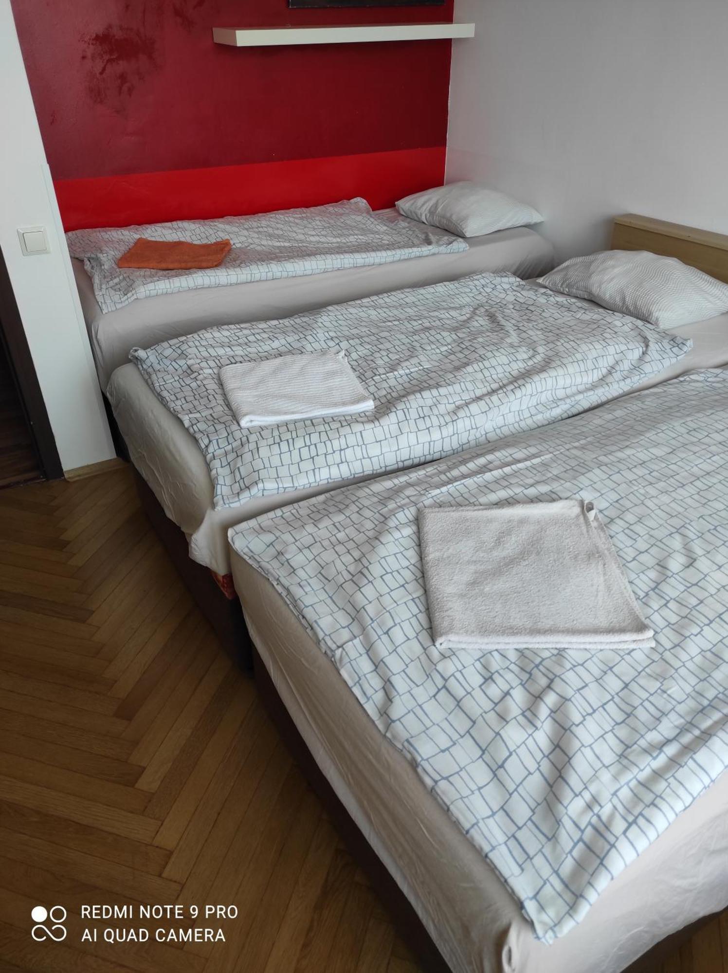 ברטיסלאבה Apartment Maximilian מראה חיצוני תמונה