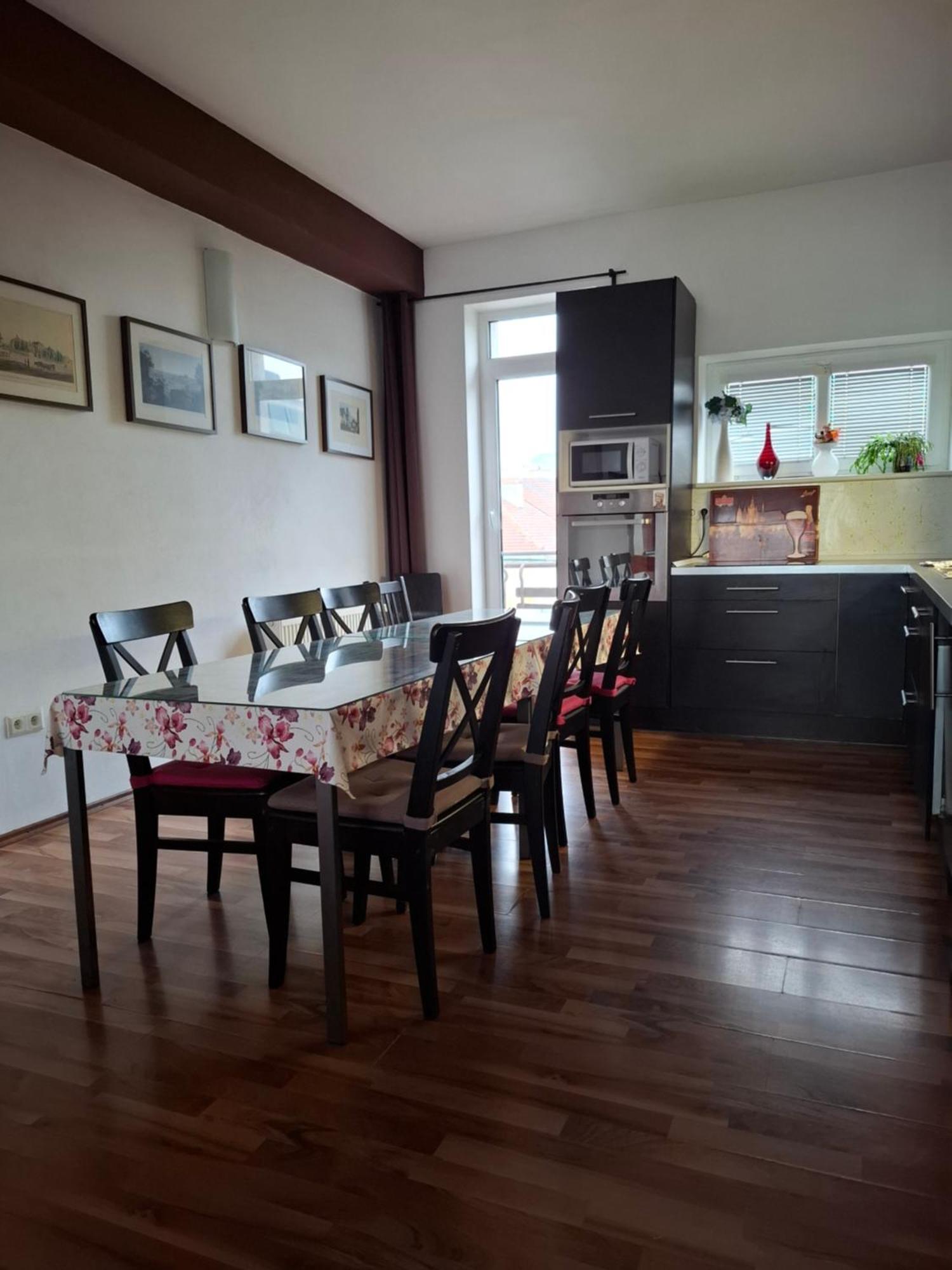 ברטיסלאבה Apartment Maximilian מראה חיצוני תמונה