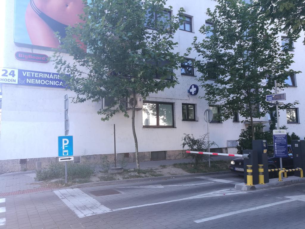 ברטיסלאבה Apartment Maximilian מראה חיצוני תמונה